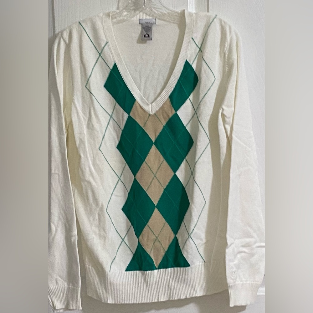 IZOD.. 2-WOMENS ARGYLE V-NECK SWEATERS - Picture 3 of 16